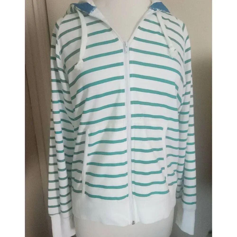 H19  Cocoa green and white striped hoodie